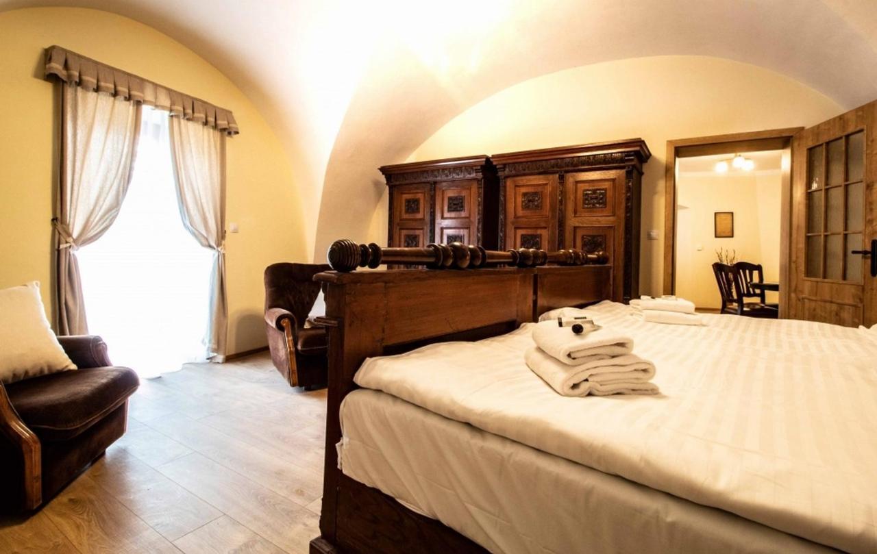 Residence Tvrz Skocice Esterno foto