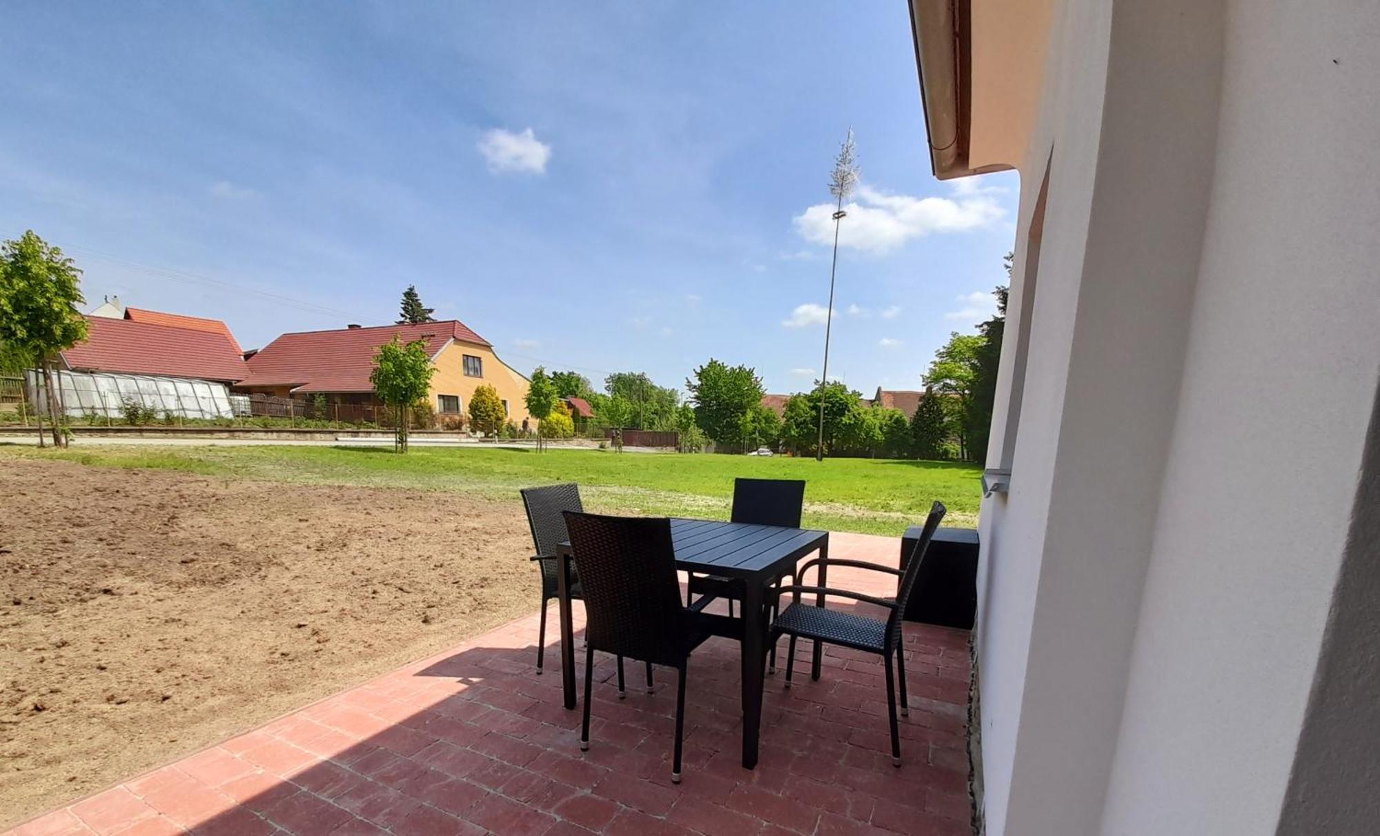 Residence Tvrz Skocice Esterno foto