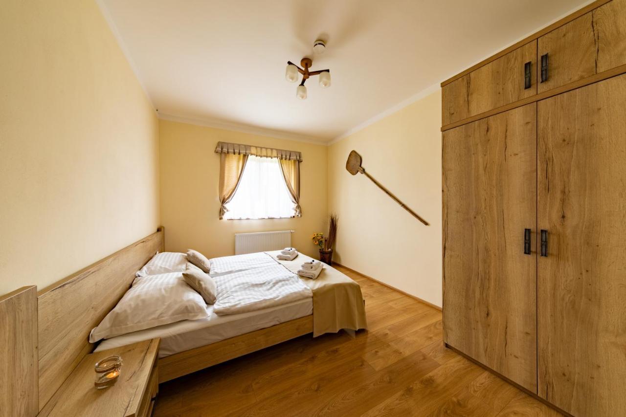 Residence Tvrz Skocice Esterno foto